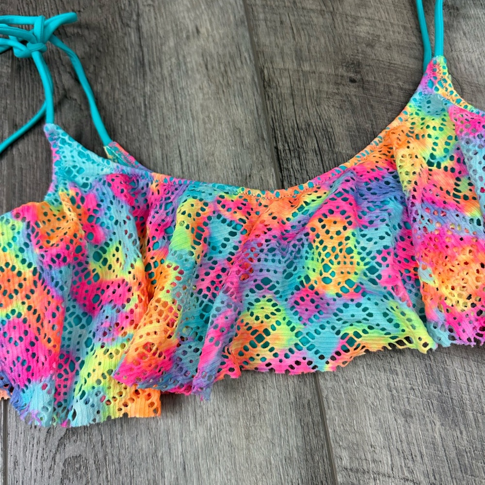 VS Rainbow Flounce Swim‎ Top - Picture 2 of 11